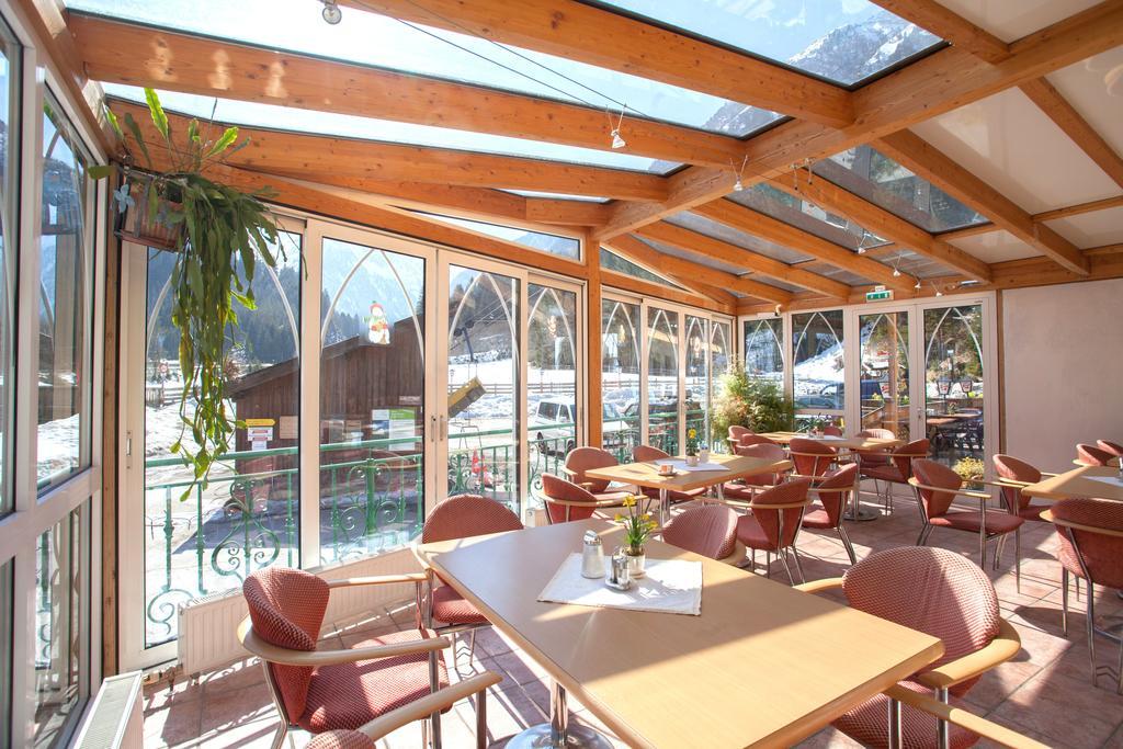 Hotel Waldcafe Neustift im Stubaital Exterior photo